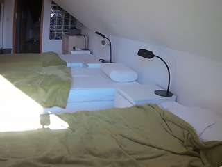 voyeurcam-julmod... Live Webcam on CamSoda