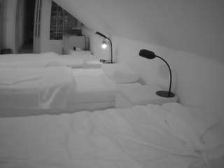 voyeurcam-julmod... Live Webcam on CamSoda