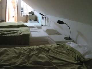 voyeurcam-julmodels-bed-3