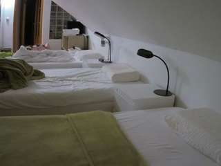voyeurcam-julmodels-bed-3