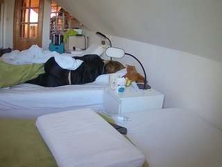 voyeurcam-julmodels-bed-3