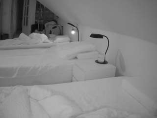 voyeurcam-julmod... Live Webcam on CamSoda
