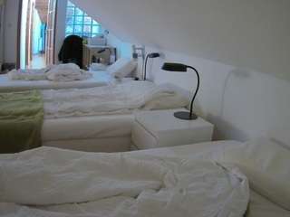 voyeurcam-julmodels-bed-3
