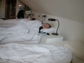 voyeurcam-julmodels-bed-3