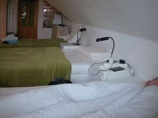 Live Sex Chat with Julmodels Bedroom-D3 (@voyeurcam-julmodels-bed-3)