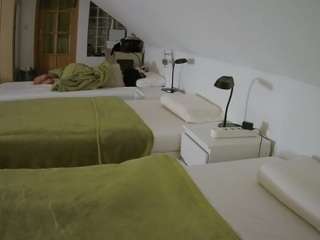voyeurcam-julmodels-bed-3