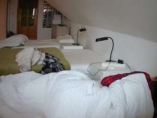 voyeurcam-julmodels-bed-3