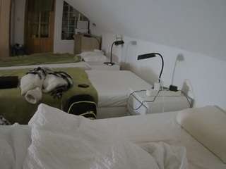 voyeurcam-julmodels-bed-3