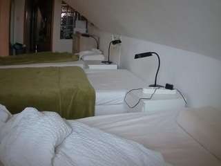 voyeurcam-julmodels-bed-3