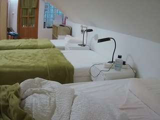 voyeurcam-julmodels-bed-3 Profile Image