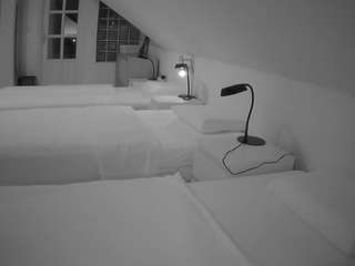 voyeurcam-julmod... Live Webcam on CamSoda