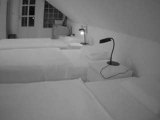 voyeurcam-julmod... Live Webcam on CamSoda