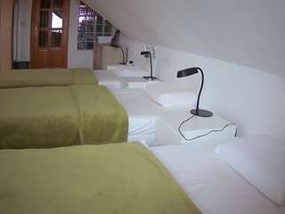 voyeurcam-julmodels-bed-3