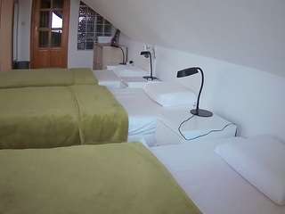 voyeurcam-julmodels-bed-3