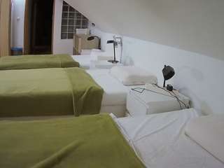 voyeurcam-julmodels-bed-3