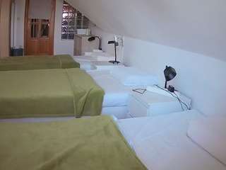 voyeurcam-julmodels-bed-3