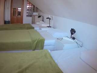 voyeurcam-julmodels-bed-3