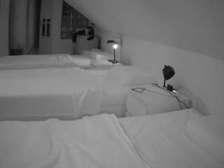 voyeurcam-julmod... Live Webcam on CamSoda