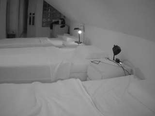 voyeurcam-julmod... Live Webcam on CamSoda