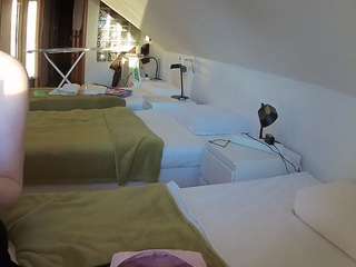 voyeurcam-julmodels-bed-3