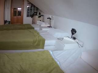 voyeurcam-julmodels-bed-3 live cam profile