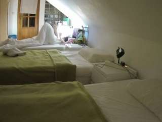 voyeurcam-julmodels-bed-3 live cam profile