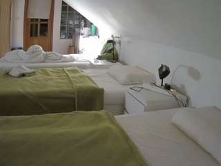 voyeurcam-julmodels-bed-3 Ass live webcam