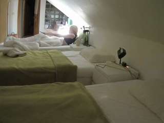 voyeurcam-julmodels-bed-3