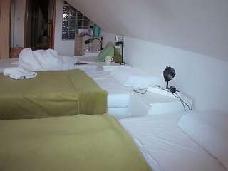voyeurcam-julmodels-bed-3 live cam profile