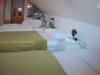 voyeurcam-julmodels-bed-3