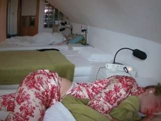 voyeurcam-julmodels-bed-3