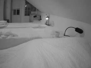 voyeurcam-julmod... Live Webcam on CamSoda