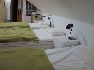 voyeurcam-julmodels-bed-3 webcam