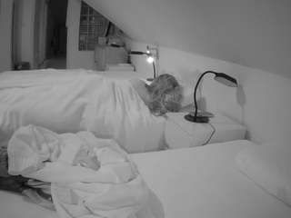 voyeurcam-julmod... Live Webcam on CamSoda