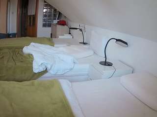 voyeurcam-julmod... Live Webcam on CamSoda