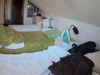 voyeurcam-julmodels-bed-3