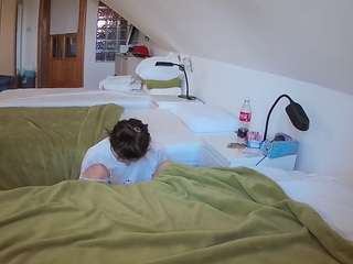 voyeurcam-julmodels-bed-3