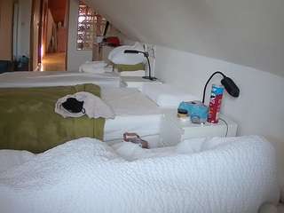 voyeurcam-julmodels-bed-3