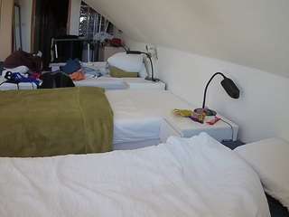 voyeurcam-julmodels-bed-3