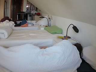 voyeurcam-julmodels-bed-3