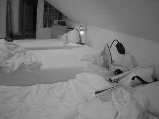 voyeurcam-julmod... Live Webcam on CamSoda