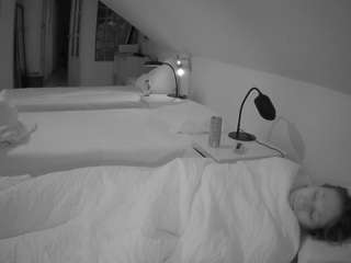 voyeurcam-julmod... Live Webcam on CamSoda