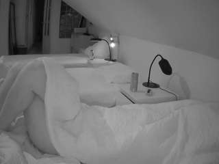 voyeurcam-julmod... Live Webcam on CamSoda