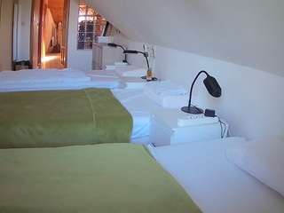voyeurcam-julmodels-bed-3