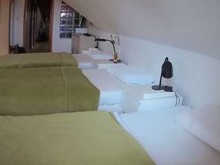 voyeurcam-julmodels-bed-3