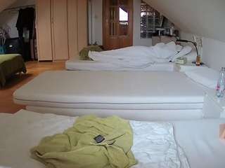 This model is live right now. voyeurcam-julmodels-bed-3