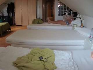 voyeurcam-julmodels-bed-3