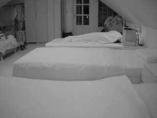 voyeurcam-julmod... Live Webcam on CamSoda
