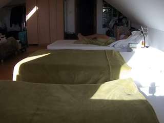 voyeurcam-julmodels-bed-3