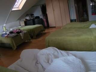 voyeurcam-julmodels-bed-3